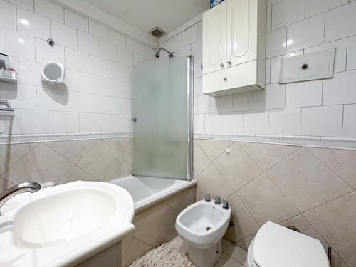 2 Ambientes En Villa Urquiza Con Jardin Propio
