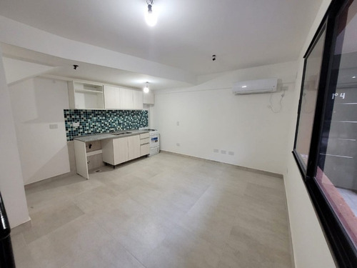 Imagen 12 de 14 de Departamento Tipo Casa En Venta En Lanus Este
