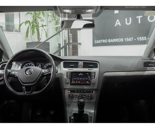 Imagen 4 de 8 de Volkswagen Golf 2016 1.4 Comfortline Tsi