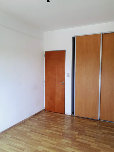 Imagen 15 de 18 de Departamento 2 Ambientes La Plata