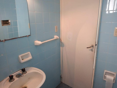 Venta Departamento 2 Amb. En Ramos Mejía - Buen Estado