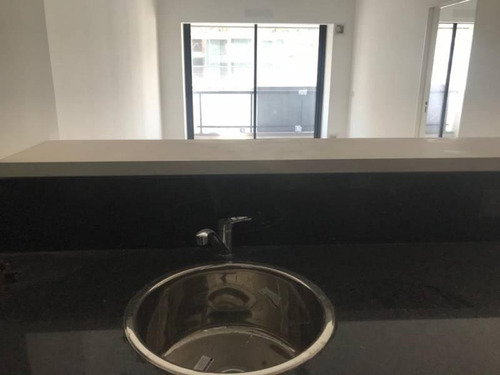 Imagen 22 de 30 de Monoambiente O Estudio Profesional A Estrenar, Con Balcón Y Terraza Común Con Parrilla
