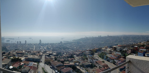 Hermoso Departamento Con Vista A La Bahía, Valparaíso