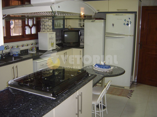 Imagem 9 de 17 de Sobrado Com 4 Dormitórios À Venda, 437 M² Por R$ 1.500.000,00 - Jardim Capricórnio - Caraguatatuba/sp - So0382