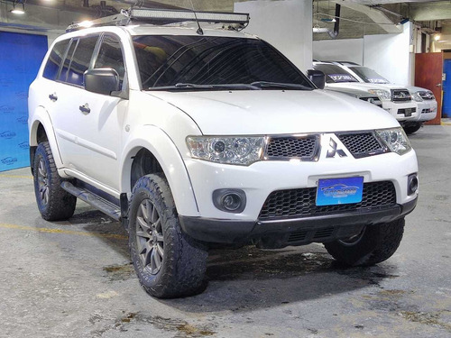 Imagen 3 de 13 de Mitsubishi Montero