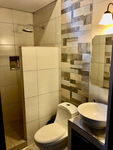 Imagen 8 de 12 de Vendo Casa