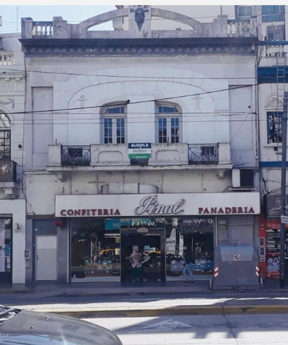 Excelente 1° Piso - Av. Cabildo Y Lacroze -