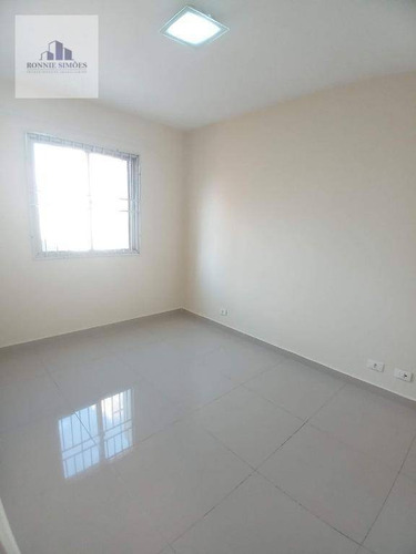 Imagem 12 de 24 de Apartamento À Venda Em Moema, Edifício Califórnia, 3 Dormitórios Sendo 1 Suíte, Sala 2 Ambientes, 1 Banheiro, 1 Vaga Na Garagem, 85 M², São Paulo. - Ap0148
