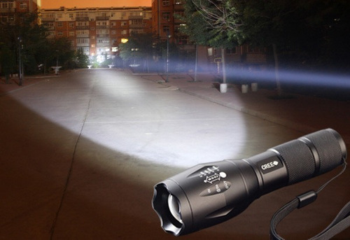 Linterna Led Cree Recargable 2000 Lumenes
