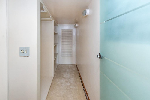 Imagem 15 de 30 de Belíssima Cobertura Triplex No Condomínio Chácara Graciosa, 3 Suítes, 3 Vagas, A Venda No Bairro Juvevê, Curitiba, Paraná. - Pr - Ap0403_tgca