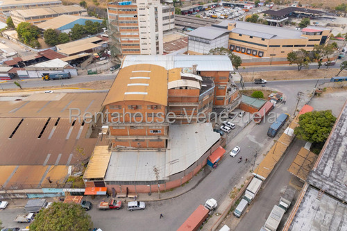 Ss: Vende Edificio 23-9006 En La Yaguara De 10.430 M2