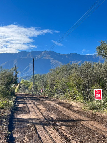 Lote De 1535 M2 Con Escritura En Quebrada De Los Pozos / Villa De Las Rosas - Traslasierra