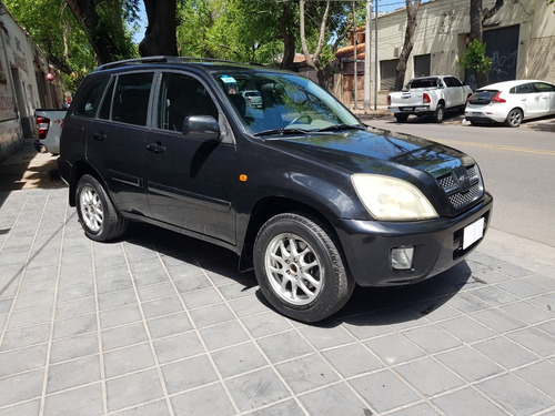 Imagen 3 de 10 de Chery Tiggo Confort 2.0 4x2 2009 / Nafta / Mendoza