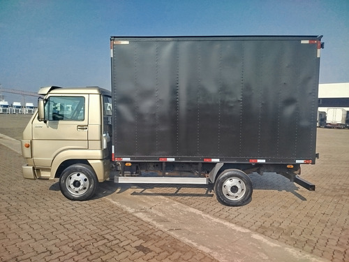Vw 5.150 4x2 - Baú