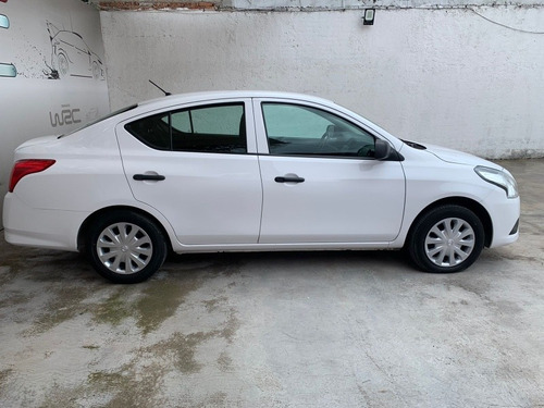 Imagen 4 de 13 de Nissan Versa 1.6 Drive Mt 2018