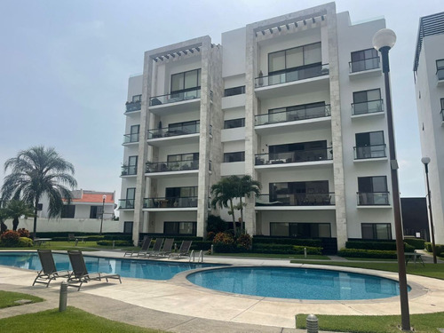 Departamento  En Venta En  Paraíso Country Club Cuernavaca