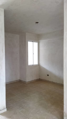 Imagen 10 de 14 de Apartamento En Venta En Mañongo