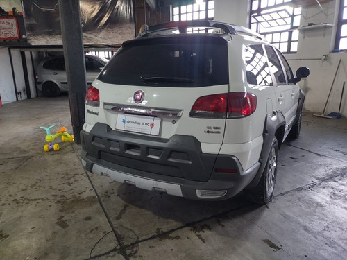 Imagen 7 de 20 de Fiat Palio Weekend Adventure Locker Gnc