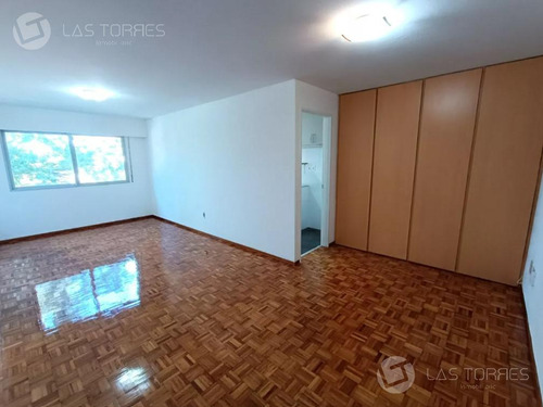 Alquiler, Apartamento, Parque Batlle, 2 Dormitorios, Garage