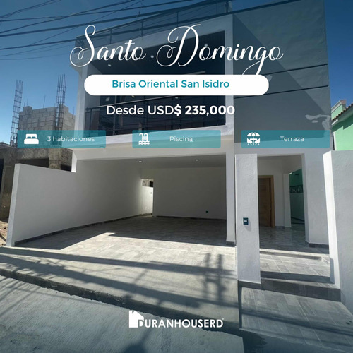 Venta De Casa Con Piscina En La Autopista De San Isidro