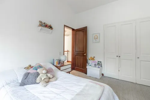 Casa En Venta En Gratamira. Cod V14097