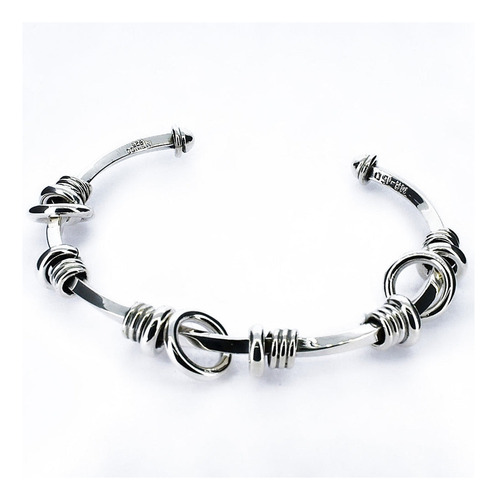 Brazalete Torcido Con Argollas De Plata