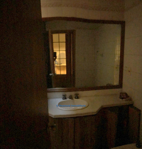 Casa + Local En Venta En Ciudad Vieja.