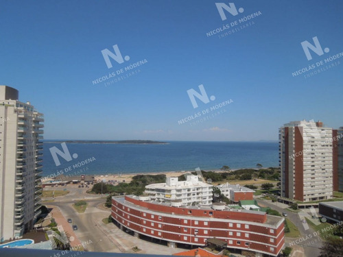 Imagen 4 de 30 de Miami Boulevard Piso Alto Al Frente - Punta Del Este Mansa