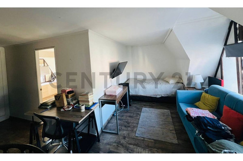 Venta Depto. Duplex 2d/2b Condominio En Alcántara