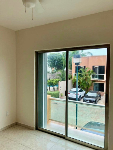 Casa En Venta En Av Las Torres