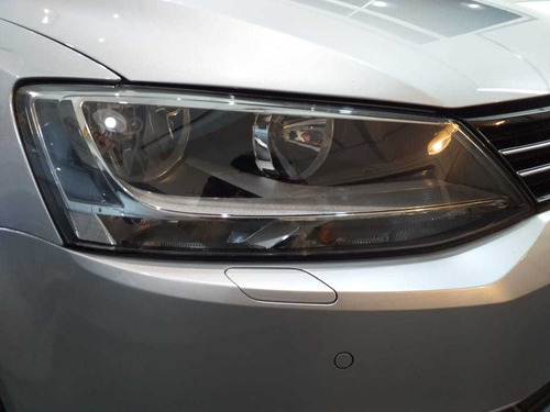 Volkswagen Vento 2.0 Sportline Tsi 200cv Dsg 2013