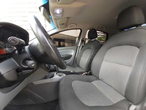 Fiat Linea 1.8 Essence 16v Flex 4p Automatizado