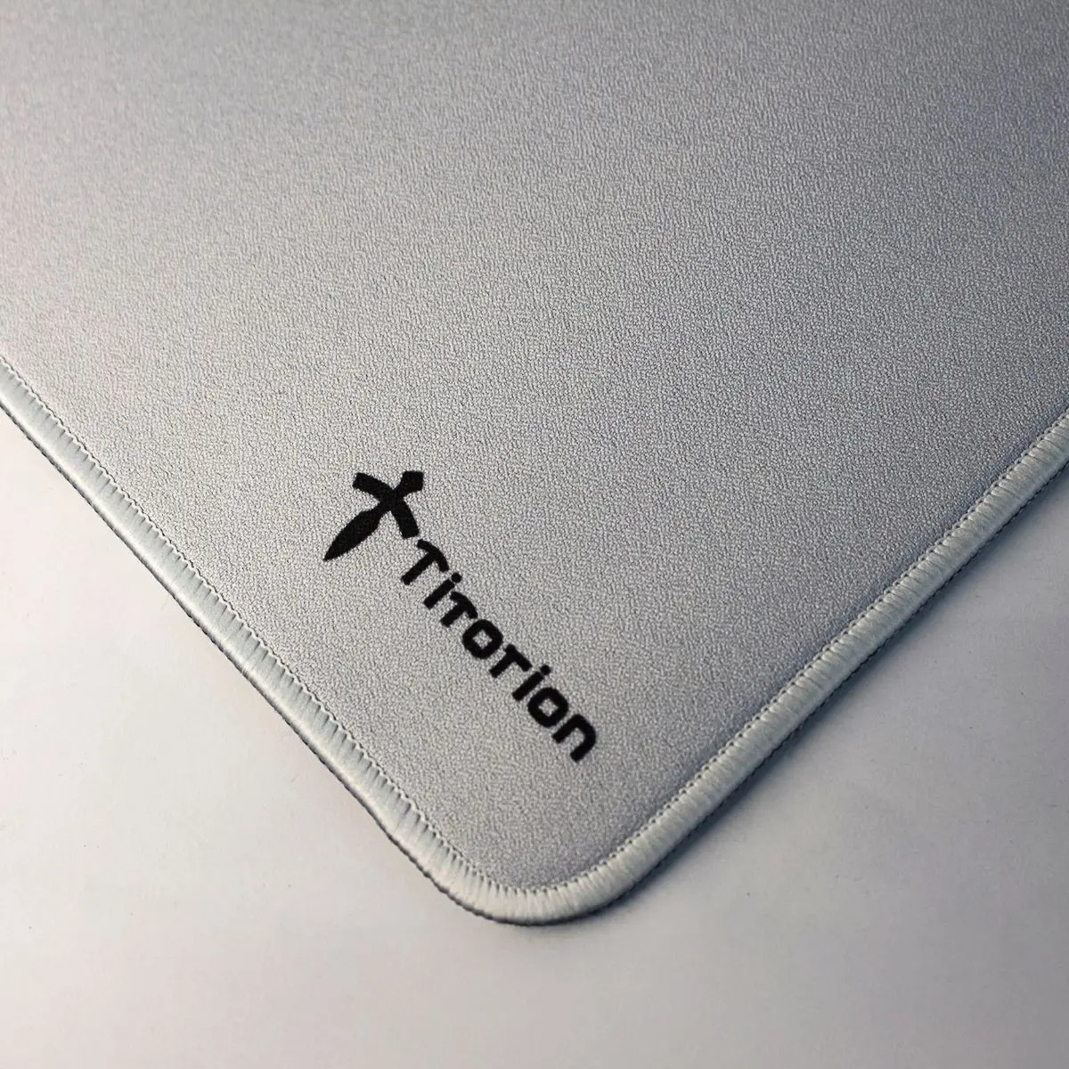 Mouse Pad Gamer Apex Control Profissional 49x42 - Branco
