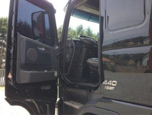 Volvo Fh 440 Ano 2010 Automático Com Bicaçamba Librelato