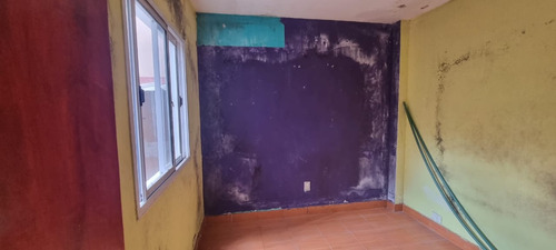 En Venta En Caseros Ph Al Fondo De 3 Amb. Con Patio Y Parrilla Propia. F: 9693