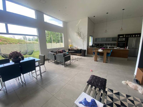 Imagem 1 de 22 de Casa Em Condomínio - V0325