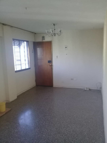 Imagen 6 de 11 de Venta Apto 75m2 3h/1b/1p Caricuao 5720