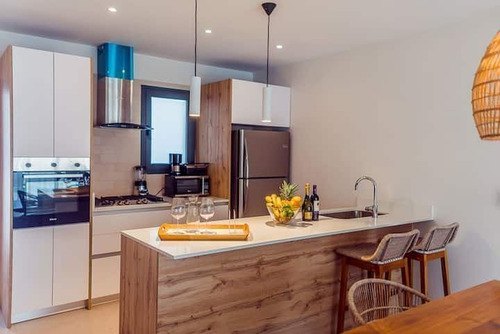 Penthouse De 3 Habitaciones Amueblado En Los Corales/ Listo Para Entrega