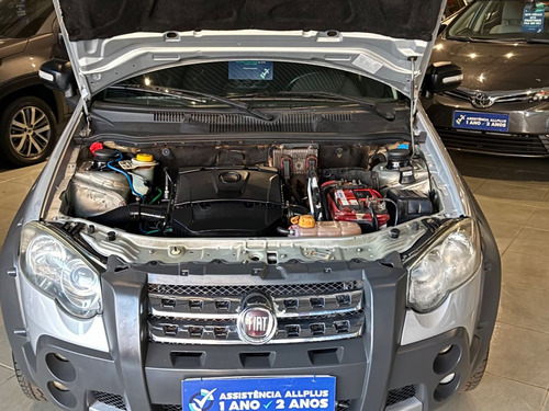 Fiat Strada Adventure 1.8 16V (Cabine Dupla)