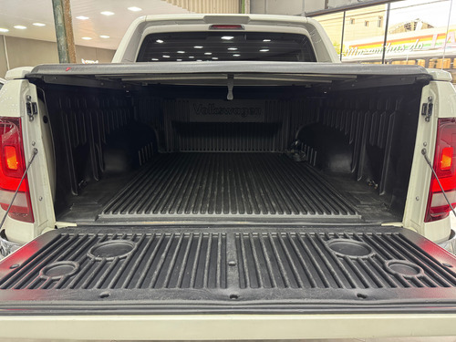 Volkswagen Amarok 3.0 Highline Extreme Cab. Dupla V6 4x4 Aut. 4p