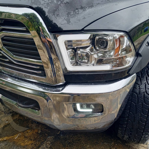 Imagem 5 de 16 de Ram Ram 2500 2012 6.7 Laramie Cab. Dupla 4x4 Aut. 4p