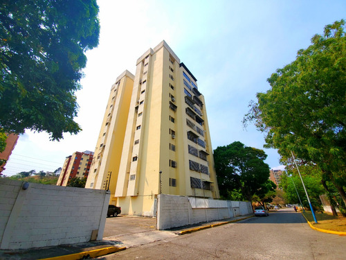 Cómodo Apartamento En Venta Urb Cerrado Urb Nueva Victoria 24-21569 Hc