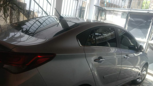 Hyundai Hb20s 2018 1.6 Premium Flex Aut. 4p