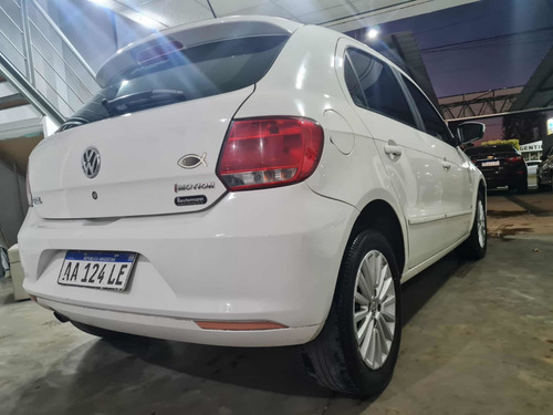 Imagen 6 de 14 de Volkswagen Gol Trend 2016 1.6 Highline 101cv I-motion