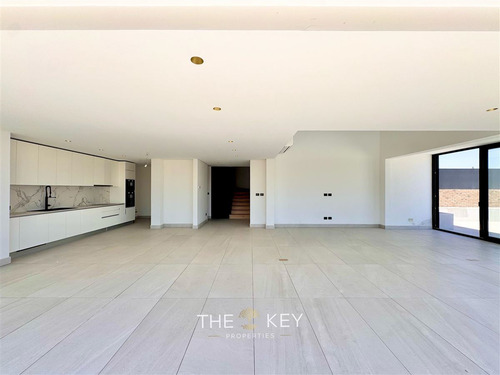 Departamento En Venta De 2 Dorm. En Vitacura