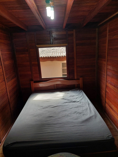 Imagem 6 de 14 de Chalé, 3 Quartos, Cozinha Grande, Lavanderia