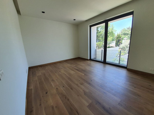 Imagen 16 de 30 de De Revista Casa Nueva En Venta, Vistahermosa, Calle Cerrada