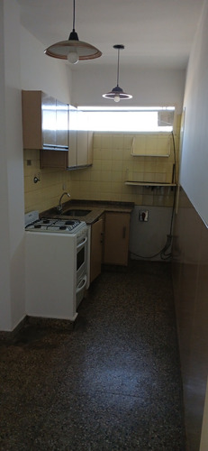Cesar Diaz 2997 Piso 5 Al Frente Tres Ambientes, Muy Luminoso