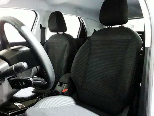 Imagen 10 de 12 de Citroën C4 Cactus Vti 115 At6 Feel Pack
