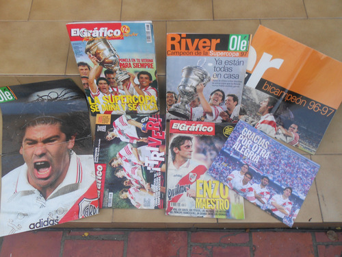 Lote De Revistas Y Posters De River Plate Grafico 0le